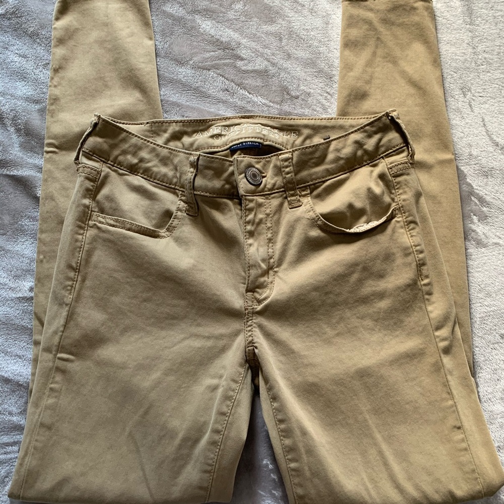 American Eagle Khaki Jeans